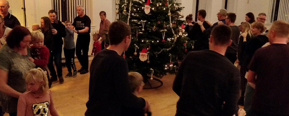 Juletræsfest Fasterholt forsamlingshus.jpg